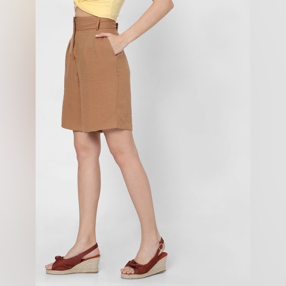 Vero Moda Shorts. Size- 34 - Picture 6 of 13